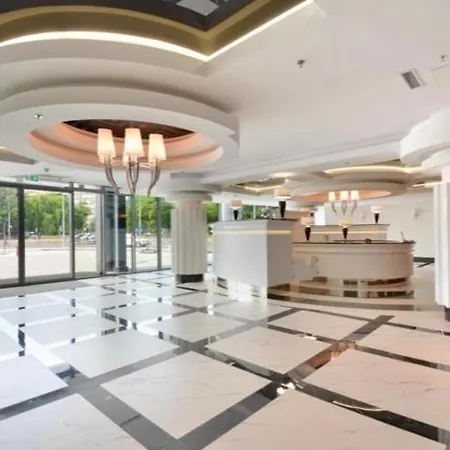 Hanza Tower Royal
